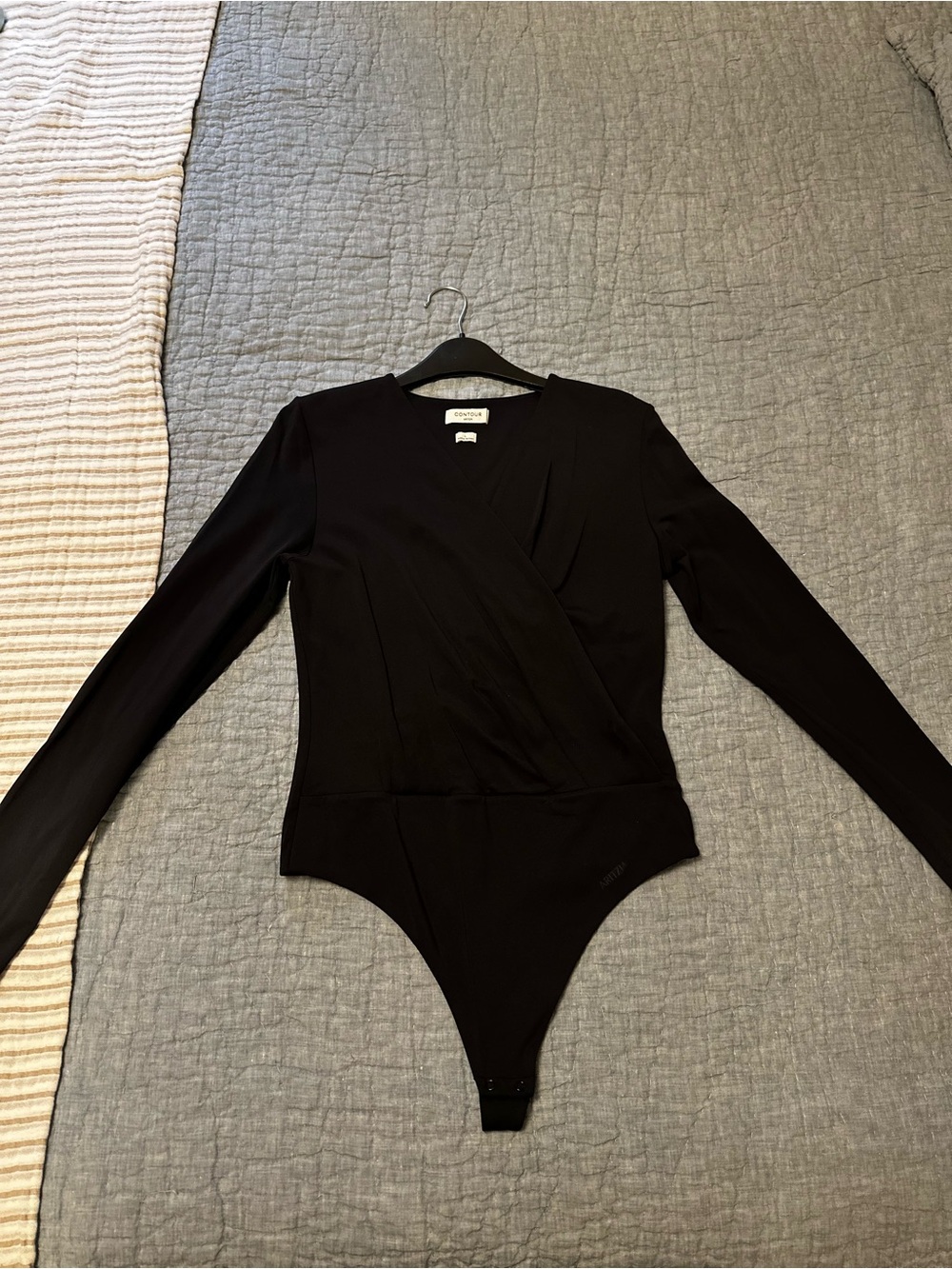 Aritzia Contour Black Long Sleeve Wrap-Front One-Piece Bodysuit Sz Large